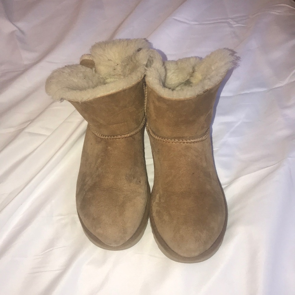 Bow UGG Australia Short Boots